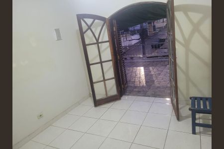 Quarto de casa para alugar com 2 quartos, 100m² em Vila Santana, São Paulo
