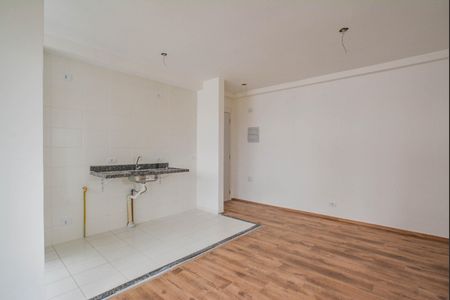 Sala de apartamento à venda com 2 quartos, 45m² em Vila Aquilino, Santo André