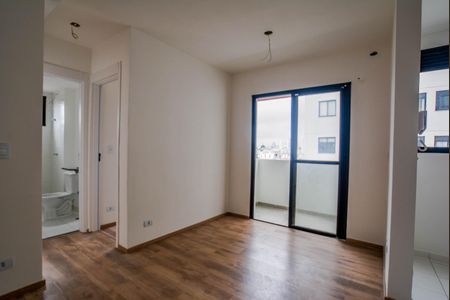 Sala de apartamento à venda com 2 quartos, 45m² em Vila Aquilino, Santo André