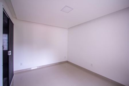 Quarto de casa para alugar com 1 quarto, 125m² em Paraíso, São Gonçalo