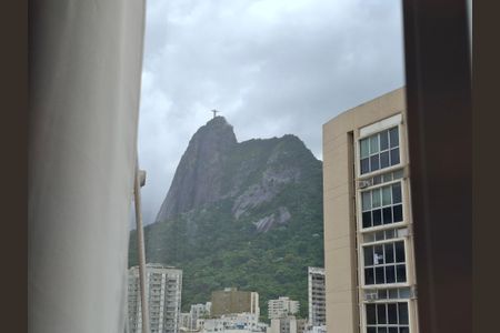 Vista do quarto de kitnet/studio para alugar com 1 quarto, 40m² em Botafogo, Rio de Janeiro