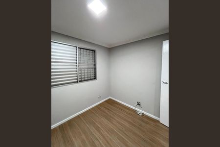 Quarto 2 de apartamento para alugar com 2 quartos, 56m² em Vila Caraguata, São Paulo