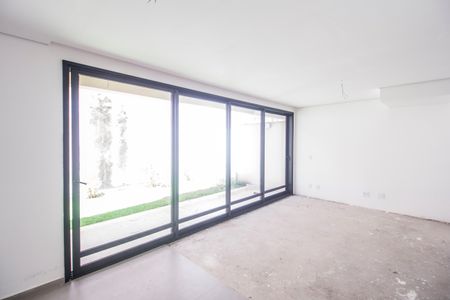 Sala de casa de condomínio à venda com 4 quartos, 214m² em Residencial Onze (alphaville), Santana de Parnaíba
