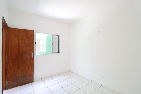 Casa para alugar com 2 quartos, 75m² em Vila Nova Galvão, São Paulo