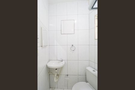 Casa para alugar com 1 quarto, 58m² em Vila Nova Galvão, São Paulo