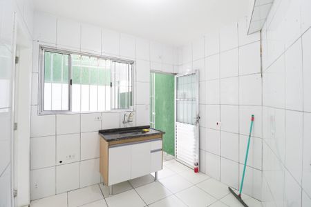 Casa para alugar com 1 quarto, 58m² em Vila Nova Galvão, São Paulo