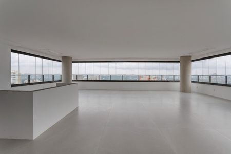 Foto 01 de apartamento à venda com 3 quartos, 218m² em Alto da Lapa, São Paulo