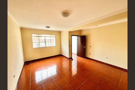 Sala de casa à venda com 3 quartos, 214m² em Vila Pita, São Paulo