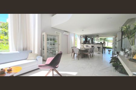 Casa de Condomínio para alugar com 4 quartos, 333m² em Residencial Park I, Vespasiano