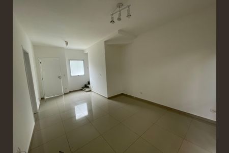 Detalhe Sala de casa de condomínio para alugar com 2 quartos, 83m² em Paisagem Renoir, Cotia