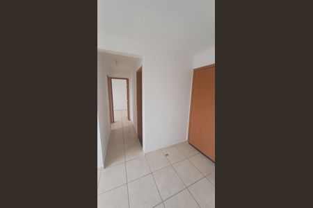 Corredor de apartamento para alugar com 2 quartos, 55m² em Pavuna, Nilópolis