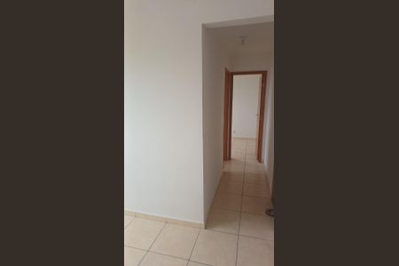 Corredor de apartamento para alugar com 2 quartos, 55m² em Pavuna, Nilópolis