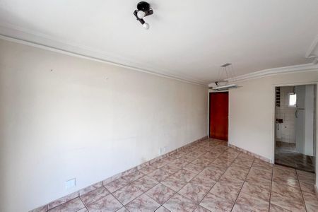 Sala de apartamento para alugar com 2 quartos, 70m² em Vila Santo Estefano, São Paulo