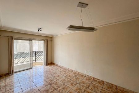 Sala de apartamento para alugar com 2 quartos, 70m² em Vila Santo Estefano, São Paulo