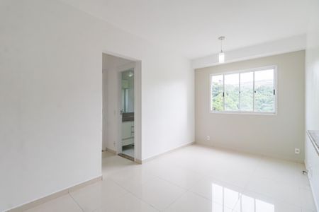 Sala de apartamento para alugar com 2 quartos, 51m² em Centro, Barueri