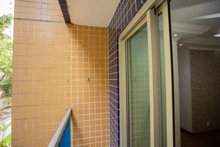 VARANDA DA SALA de apartamento para alugar com 2 quartos, 45m² em Jardim Centenario, São Paulo