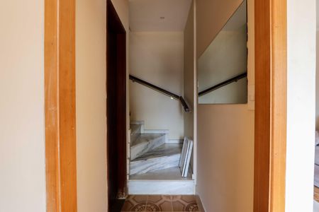 Casa para alugar com 3 quartos, 170m² em Vila Lageado, São Paulo