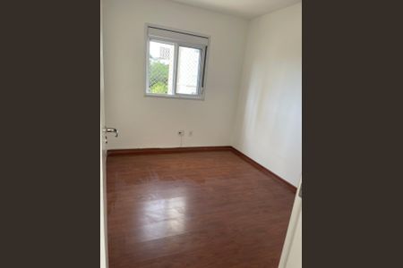 Quarto de apartamento para alugar com 3 quartos, 73m² em Jardim Henriqueta, Taboão da Serra