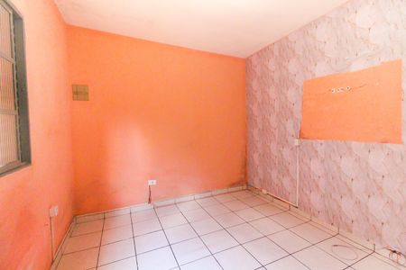 Quarto de casa para alugar com 1 quarto, 60m² em Vila Carmosina, São Paulo