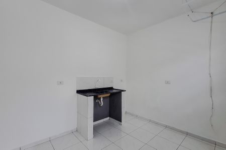 Cozinha de casa de condomínio para alugar com 1 quarto, 25m² em Cambuci, São Paulo