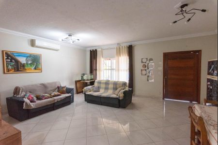 Sala de casa para alugar com 3 quartos, 200m² em Parque Residencial Vila União, Campinas