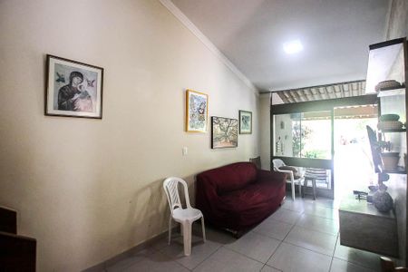 Sala de casa de condomínio para alugar com 5 quartos, 470m² em Stella Maris, Salvador