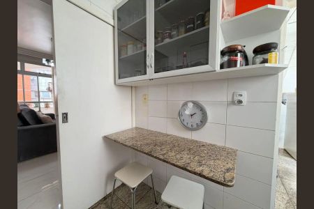 Apartamento para alugar com 4 quartos, 230m² em Buritis, Belo Horizonte