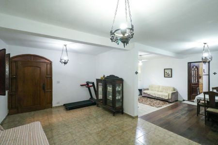 Sala de casa para alugar com 4 quartos, 350m² em Centro, Diadema