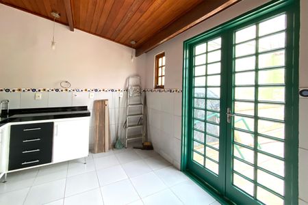 Sala de casa para alugar com 1 quarto, 45m² em Dom Cabral, Belo Horizonte