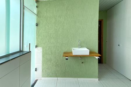 Sala de casa para alugar com 1 quarto, 40m² em Dom Cabral, Belo Horizonte