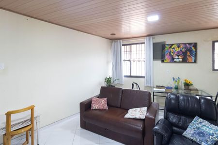 Sala de casa para alugar com 1 quarto, 180m² em Senador Vasconcelos, Rio de Janeiro