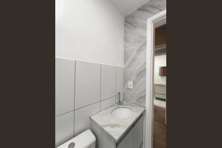 Banheiro da Suíte de apartamento para alugar com 2 quartos, 54m² em Vila Della Piazza, Jundiaí