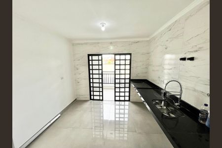 Sala/Cozinha de casa para alugar com 2 quartos, 135m² em Vila Prado, São Paulo