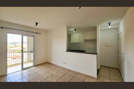 Sala de apartamento à venda com 2 quartos, 70m² em Retiro, Jundiaí