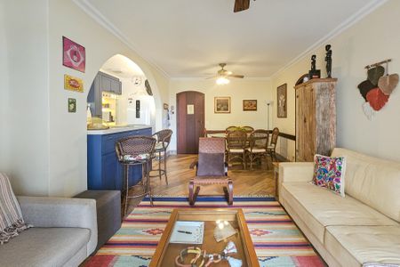 Sala de apartamento para alugar com 3 quartos, 102m² em Jardim das Conchas, Guarujá