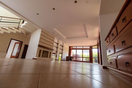Sala de casa de condomínio para alugar com 4 quartos, 370m² em Loteamento Alphaville Campinas, Campinas