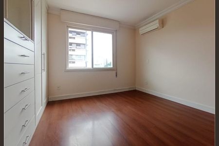 Quarto de apartamento à venda com 2 quartos, 140m² em Praia de Belas, Porto Alegre