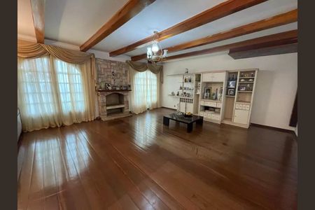 Casa para alugar com 4 quartos, 494m² em Belvedere, Belo Horizonte