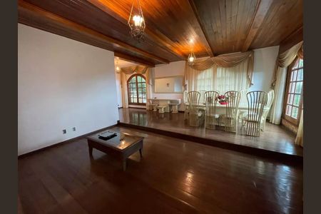 Casa para alugar com 4 quartos, 494m² em Belvedere, Belo Horizonte