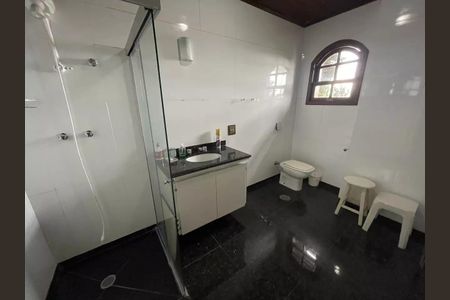 Casa para alugar com 4 quartos, 494m² em Belvedere, Belo Horizonte