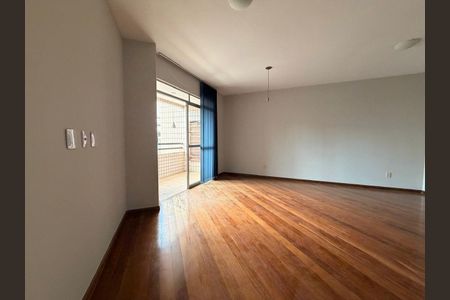 Apartamento para alugar com 3 quartos, 95m² em Buritis, Belo Horizonte