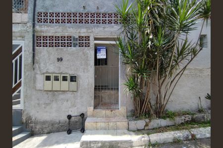 Fachada de casa para alugar com 1 quarto, 40m² em Sacoma, São Paulo