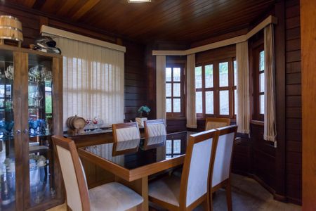 Sala de Jantar de casa à venda com 3 quartos, 1500m² em Canto das Águas, Rio Acima