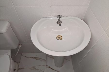 Banheiro de casa para alugar com 1 quarto, 50m² em Montanhão, São Bernardo do Campo