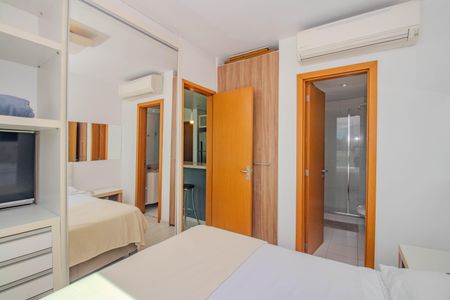 Suíte de apartamento para alugar com 1 quarto, 76m² em Três Figueiras, Porto Alegre