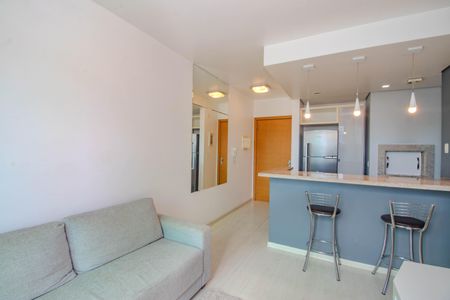 Sala de apartamento para alugar com 1 quarto, 76m² em Três Figueiras, Porto Alegre