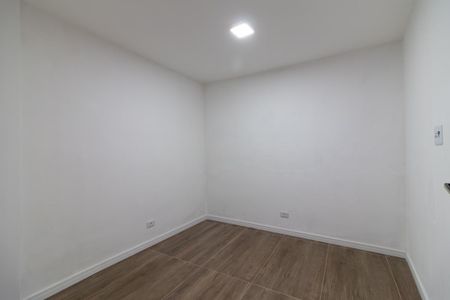 Quarto 2 de casa para alugar com 3 quartos, 120m² em Vila Talarico, São Paulo