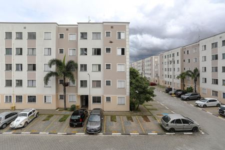 Vista - Sala de apartamento para alugar com 2 quartos, 46m² em Vila Mogilar, Mogi das Cruzes