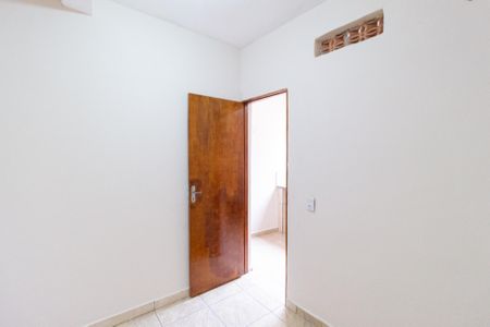 Quarto de casa para alugar com 1 quarto, 36m² em Cipava, Osasco