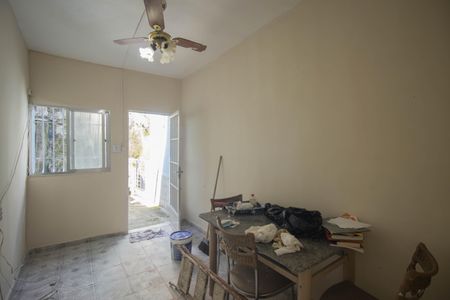 Sala de casa para alugar com 2 quartos, 80m² em Covanca, São Gonçalo